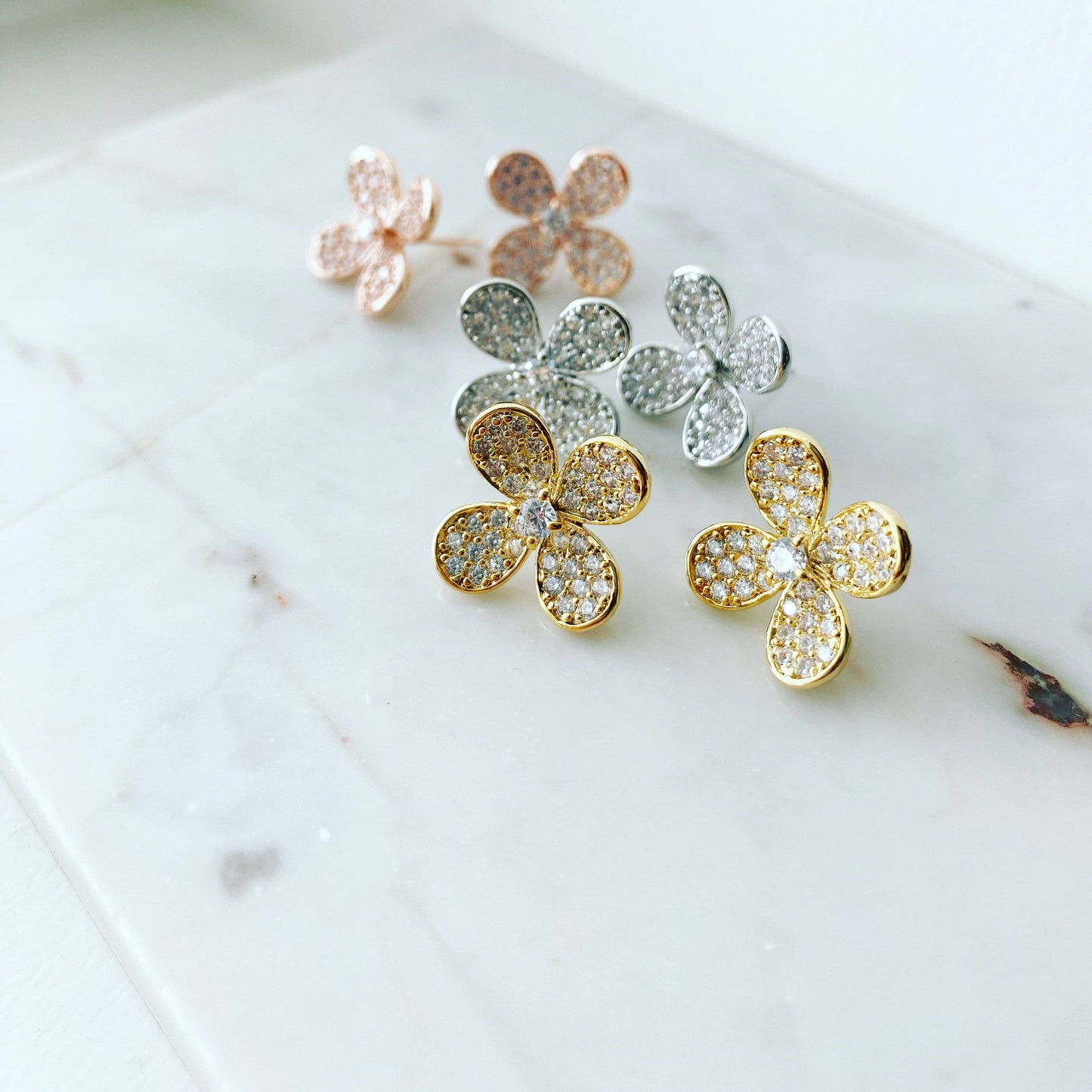 Fleur Éclat Earrings