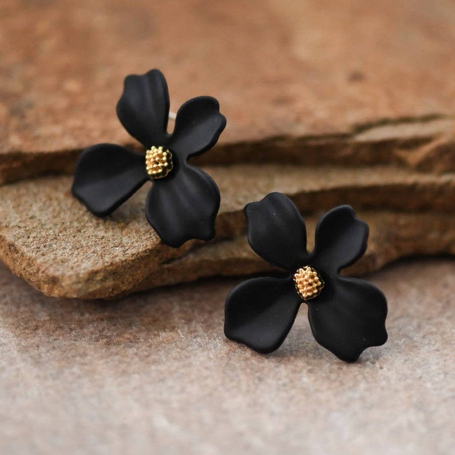 Black Painted Metal Flower Stud Earrings - 6761