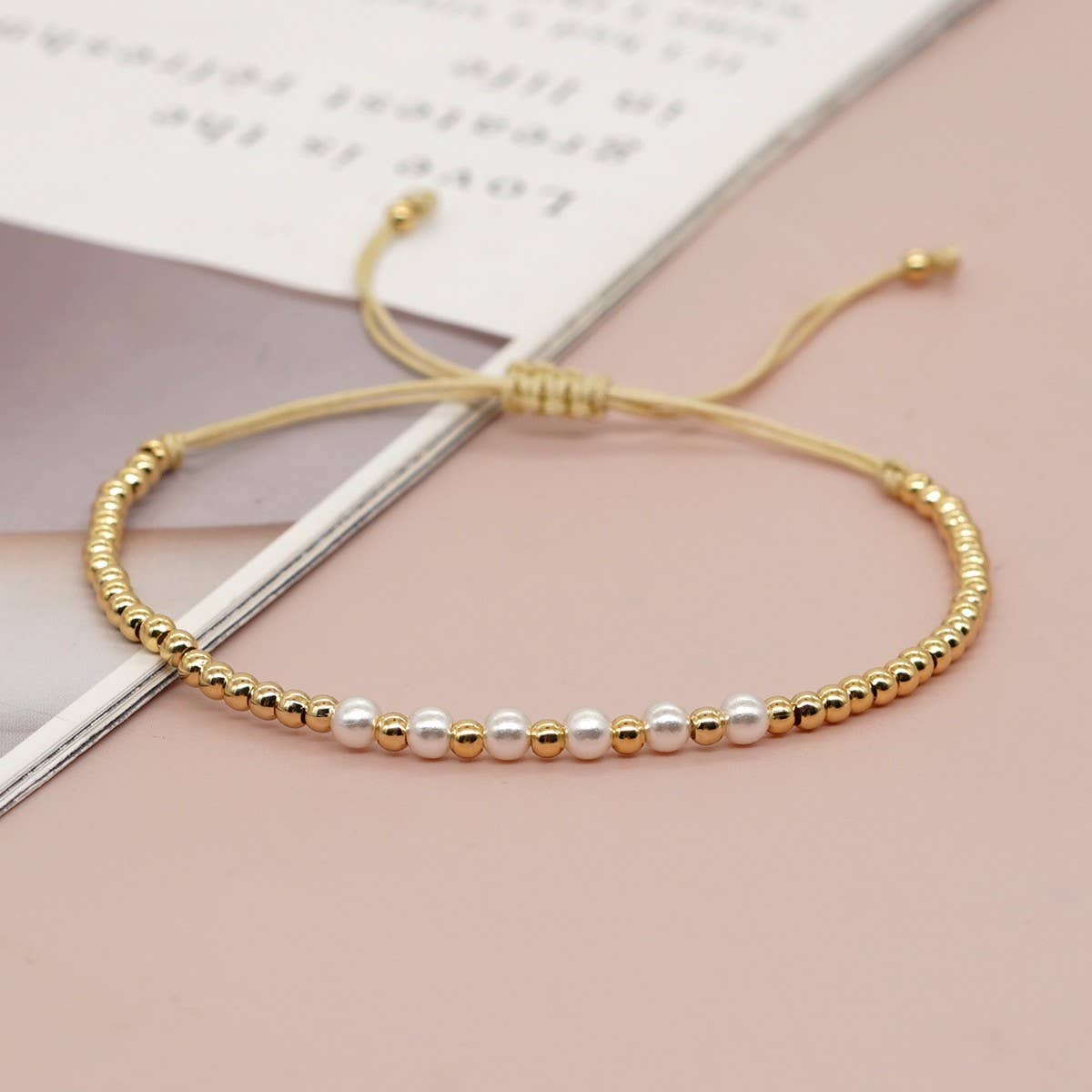 Lune Blanche · Pearl & Gold Beaded Bracelet