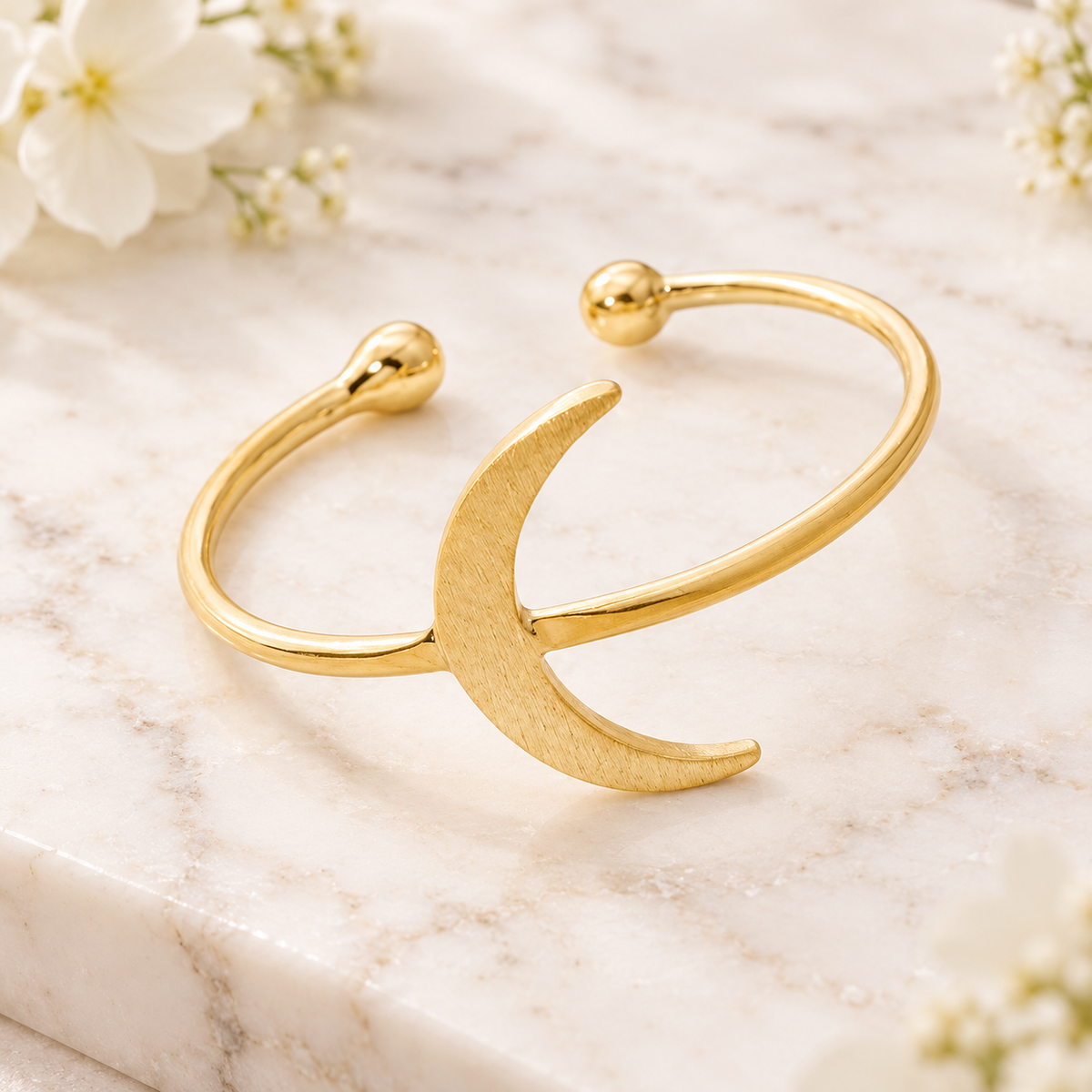 Lune Croissant Ring