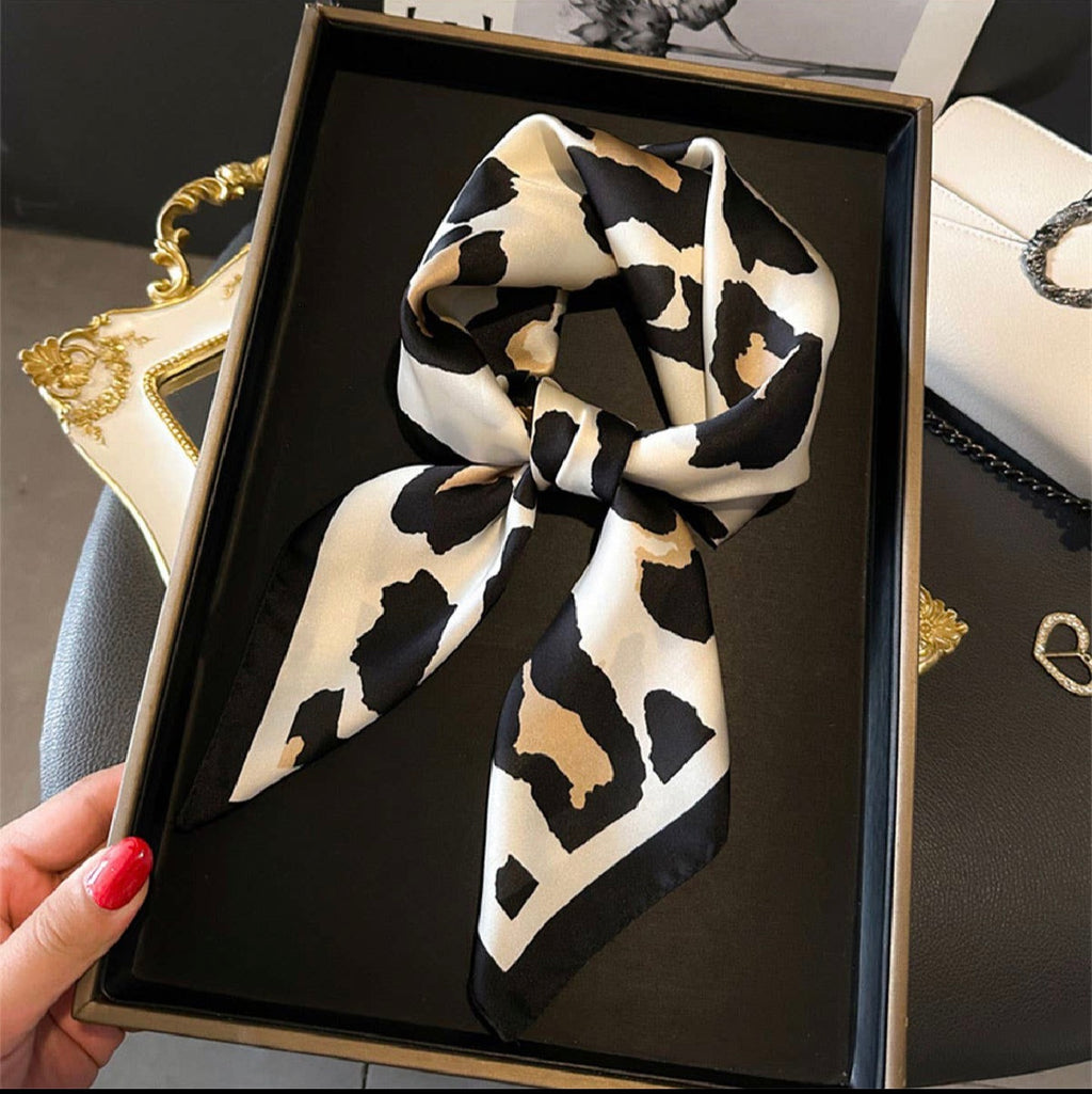 Lune Blanche · Leopard Silk Touch Scarf & Gold Styling Ring Set