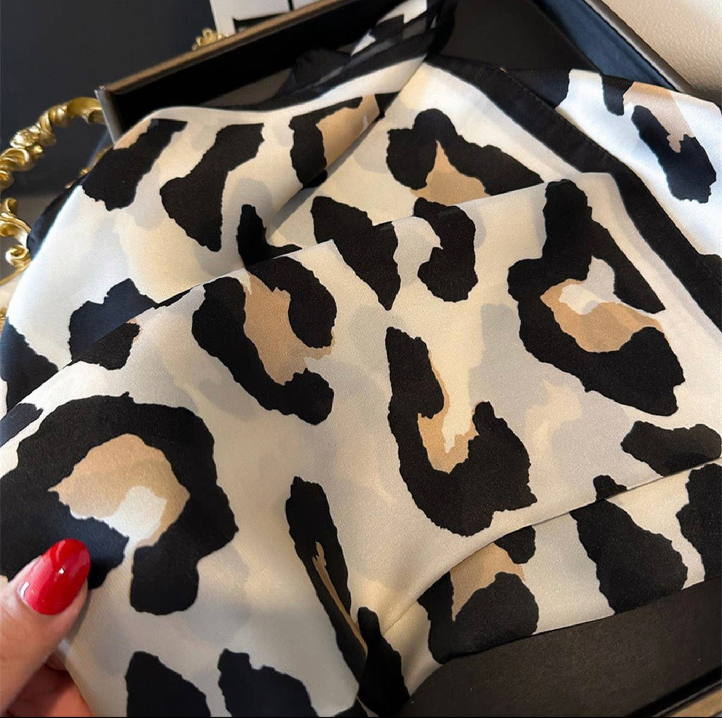 Lune Blanche · Leopard Silk Touch Scarf & Gold Styling Ring Set