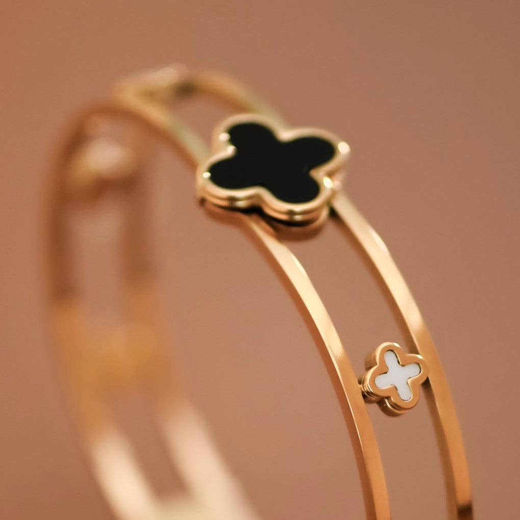 Éclat Noir Bangle